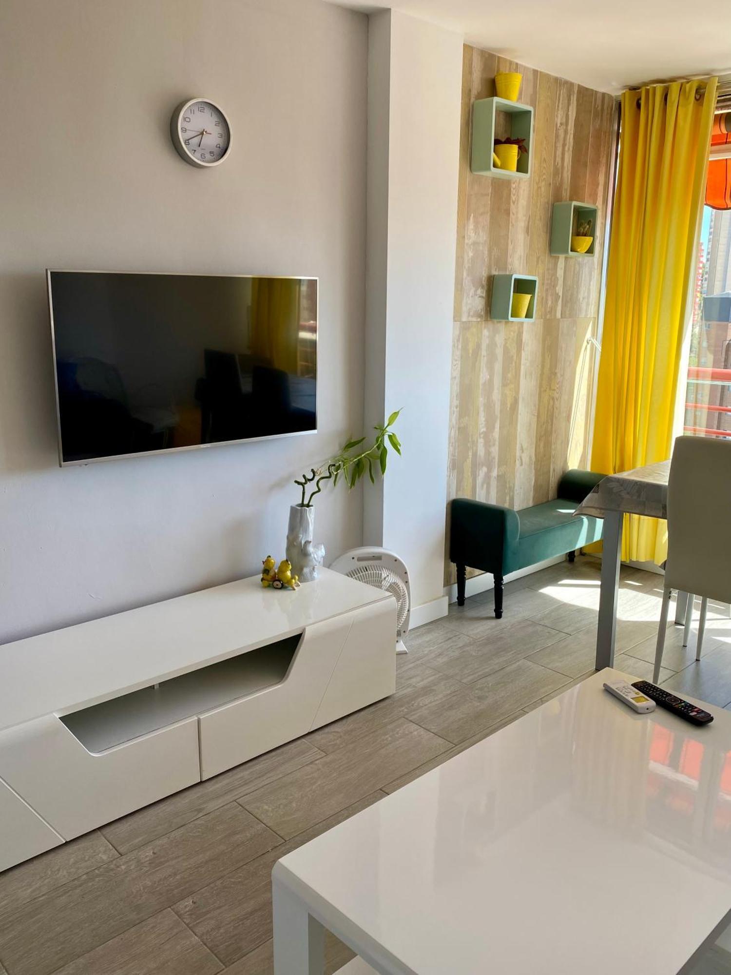 Sea View Apartments, Benidorm Buitenkant foto
